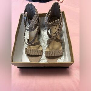 Vintage 7 Eight | Strappy Heel | size 8.5